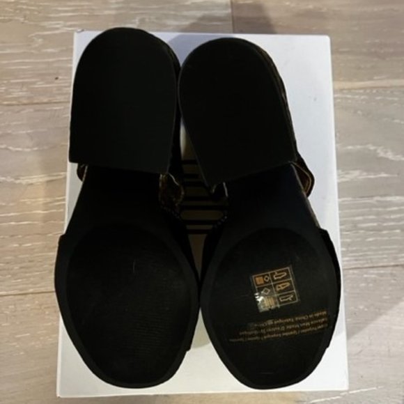 Cabi SIze 8 Interlock Block Heel NWOT - Picture 4 of 6